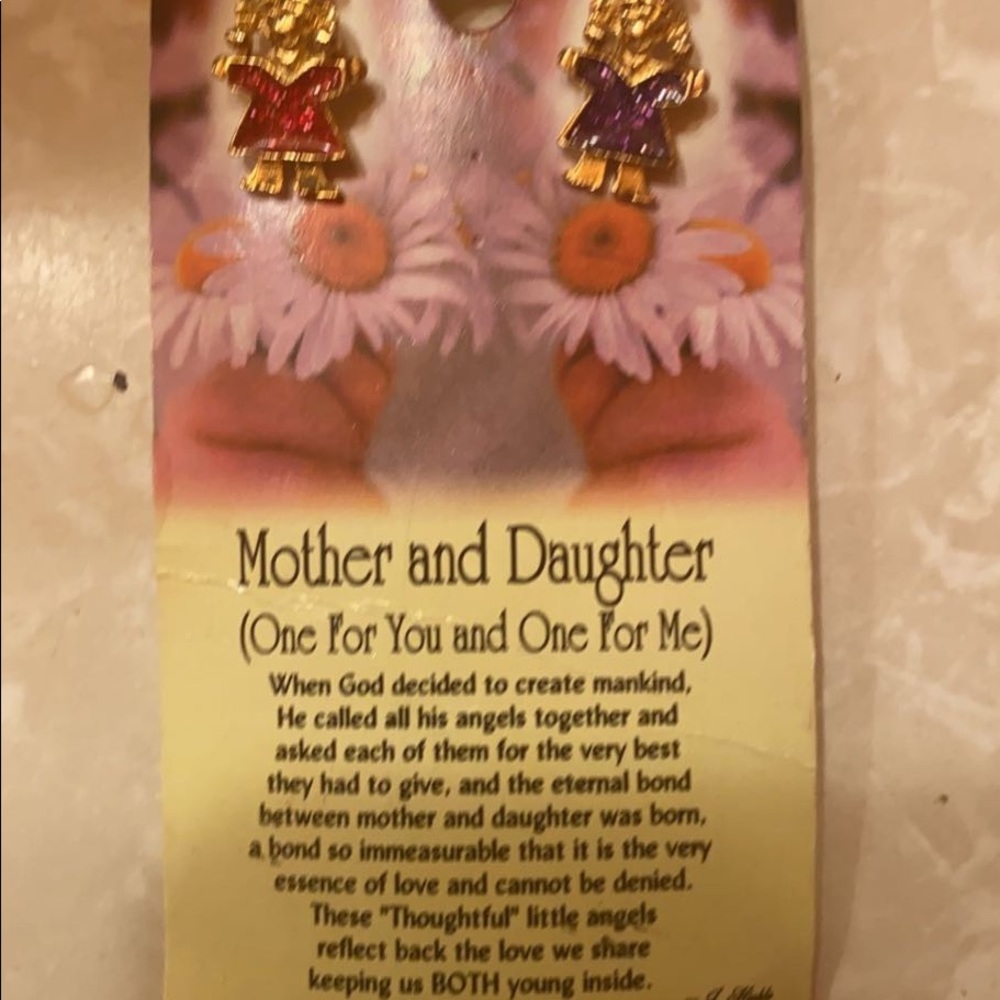 mother daughter pins